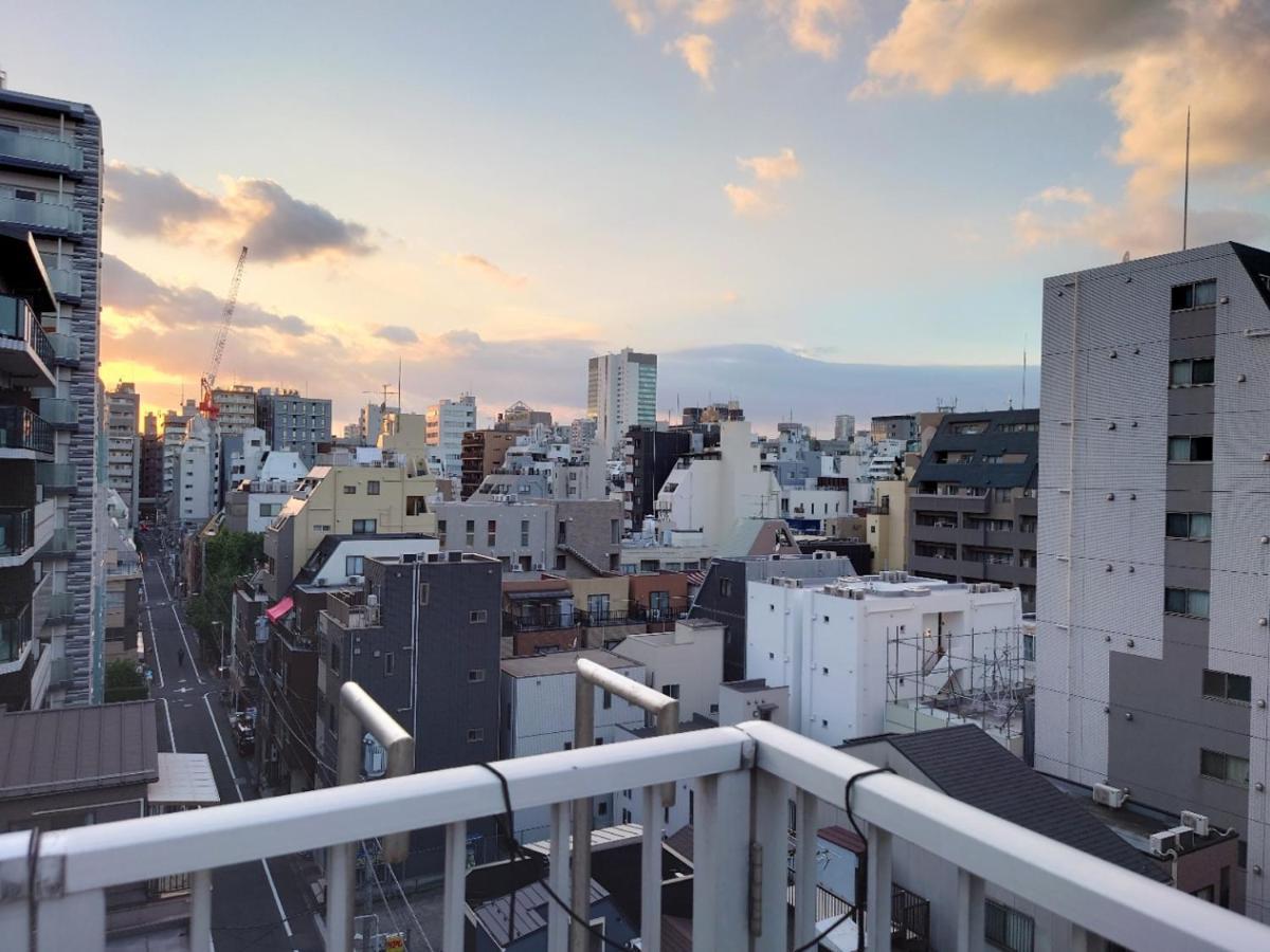 Mezon Akihabara Guest House Tokyo Exterior photo
