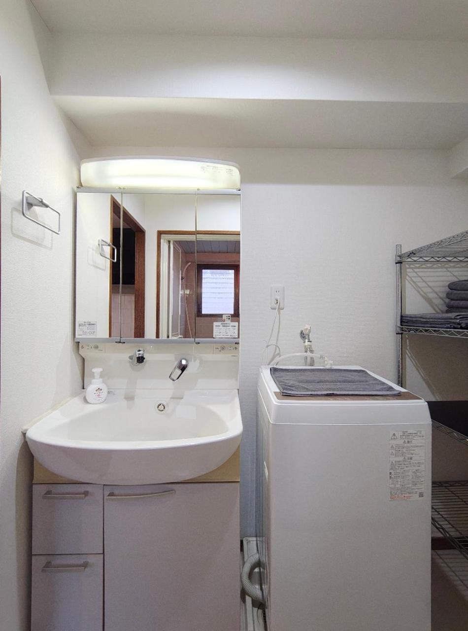 Mezon Akihabara Guest House Tokyo Exterior photo